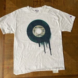 Champion shirt Vinyl record paint drip medium size